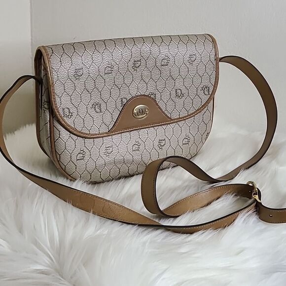 💯Authentic Christian Dior Crossbody Bag🍀 - Picture 1 of 17